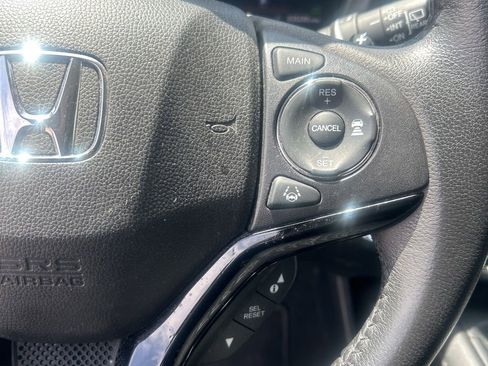 Used 2022 Honda HR-V EX-L image 19