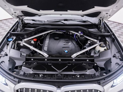 Certified 2025 BMW X7 xDrive40i w/ Executive Package image 33