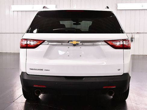Used 2021 Chevrolet Traverse LT AWD/4WD image 6