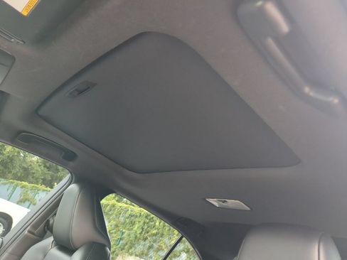 Used 2022 Toyota Corolla XSE FWD image 19