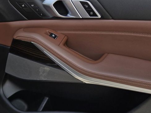 Used 2020 BMW X5 sDrive40i w/ Luxury Seating Package image 8