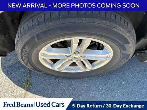 Used 2020 Ford Explorer XLT w/ Comfort Package AWD/4WD image 10