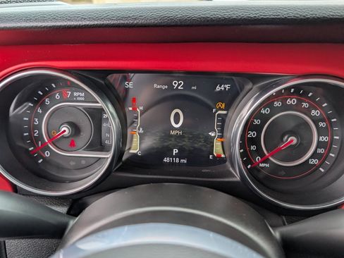 Used 2022 Jeep Gladiator Rubicon w/ Trailer Tow Package AWD/4WD image 19