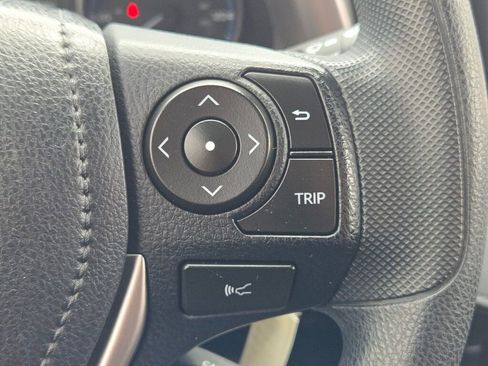 Used 2017 Toyota RAV4 LE w/ All Weather Liner Package AWD/4WD image 31