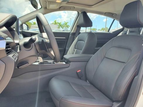 New 2025 Nissan Altima 2.5 SR w/ SR Premium Package image 8