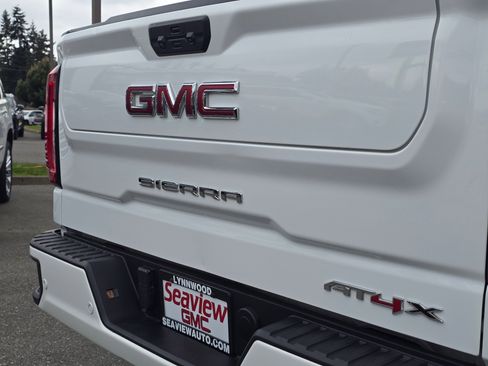 Used 2022 GMC Sierra 1500 AT4X AWD/4WD image 13