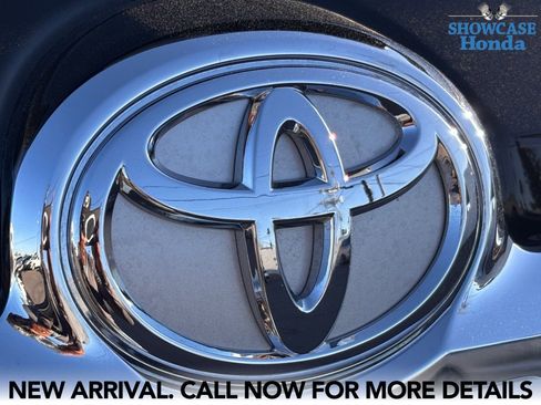 Used 2019 Toyota 4Runner Limited AWD/4WD image 11