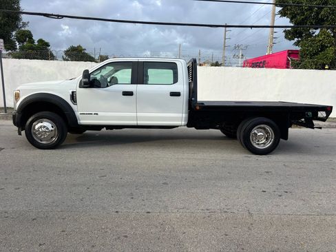 Used 2018 Ford F550 4x4 Crew Cab Super Duty image 2