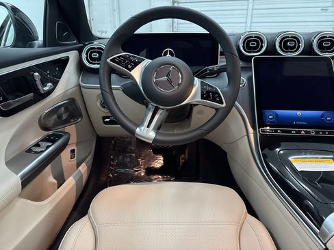 Used 2026 Mercedes-Benz C 300 Sedan image 21