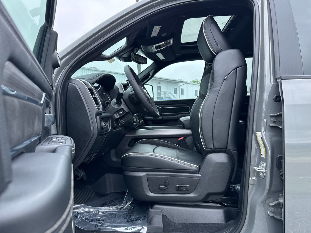 New 2026 RAM 3500 Laramie AWD/4WD image 5