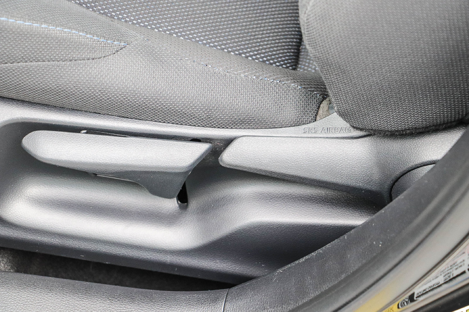 Used 2022 Toyota Corolla SE w/ Carpet Mat Package (TMS) FWD image 20