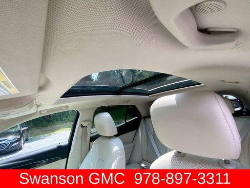 Certified 2022 Buick Envision Essence w/ Technology Package I FWD image 20