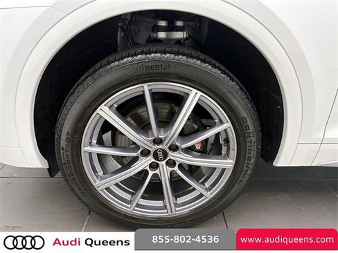 Certified 2022 Audi SQ5 Premium Plus image 8