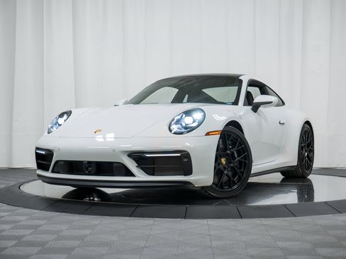 Certified 2024 Porsche 911 Carrera GTS image 34