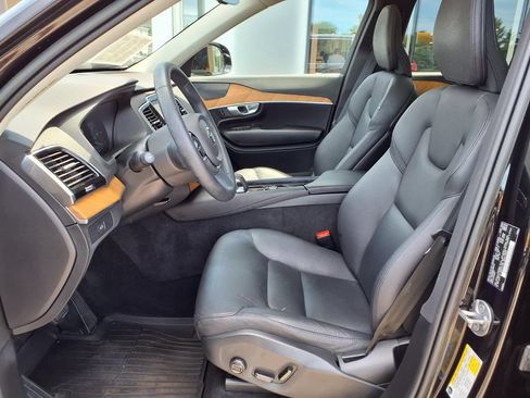 Certified 2023 Volvo XC90 B6 Plus w/ Protection Package AWD/4WD image 7