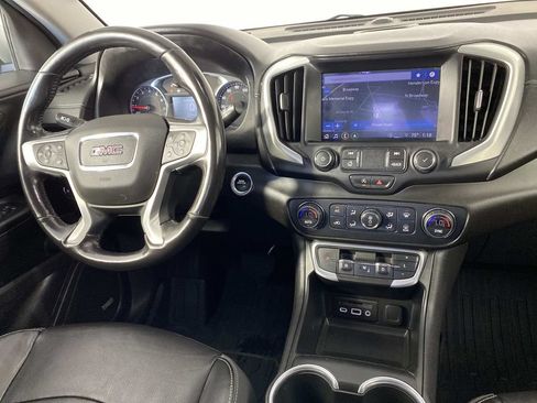 Used 2022 GMC Terrain SLT w/ Infotainment Package II AWD/4WD image 14