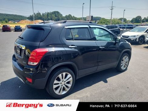 Used 2017 Chevrolet Trax Premier AWD/4WD image 4