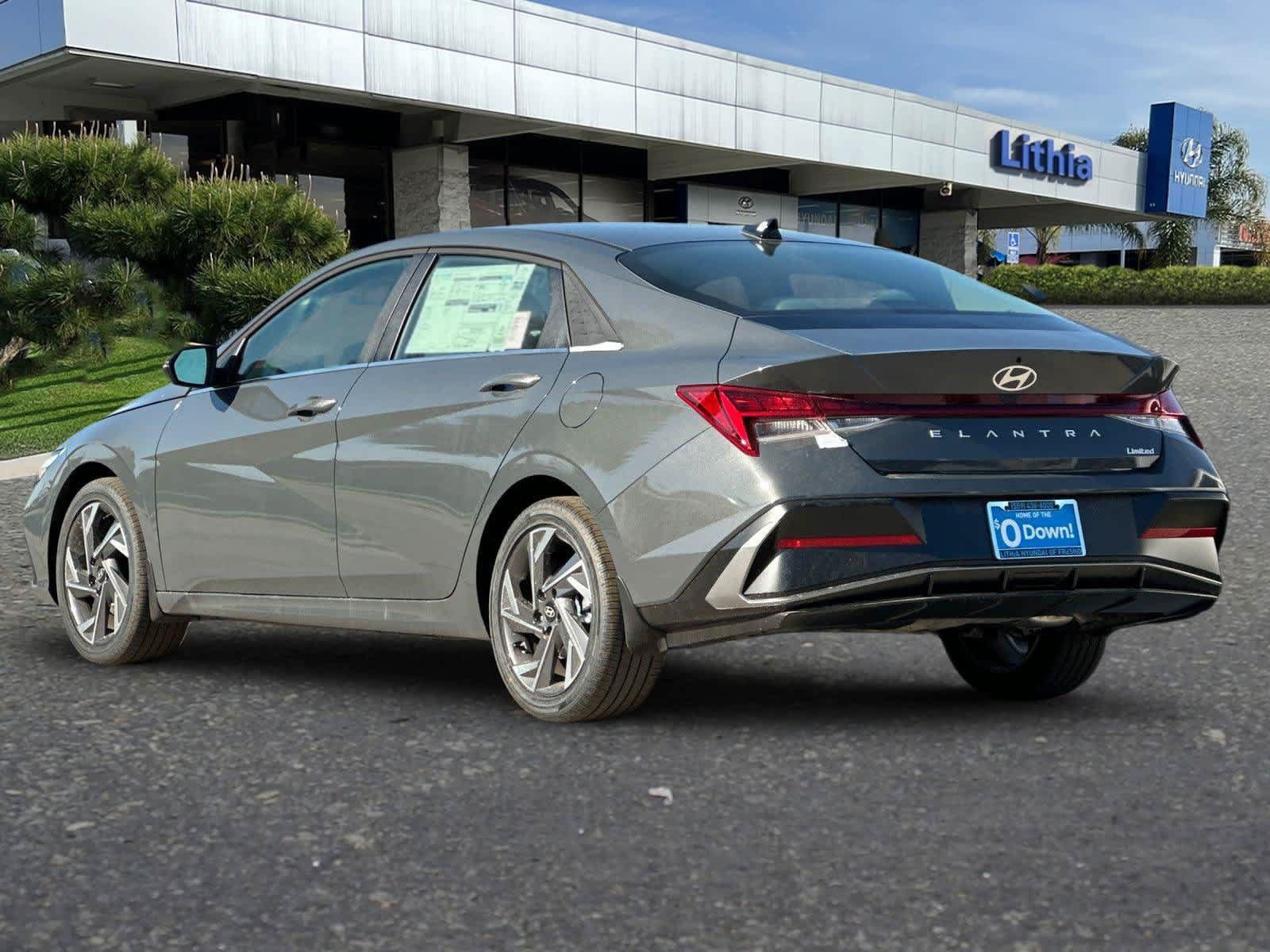 Used 2026 Hyundai Elantra Limited FWD image 7
