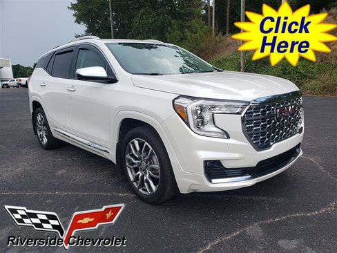 Used 2024 GMC Terrain Denali w/ Denali Premium Package AWD/4WD image 1