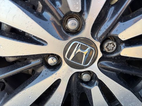 Used 2016 Honda Fit EX image 30