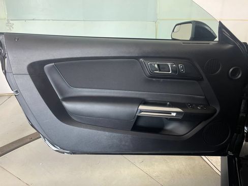 Used 2019 Ford Mustang GT w/ Equipment Group 301A RWD image 24