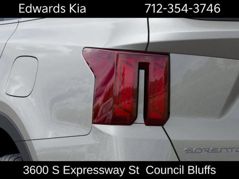 New 2026 Kia Sorento S AWD/4WD image 13