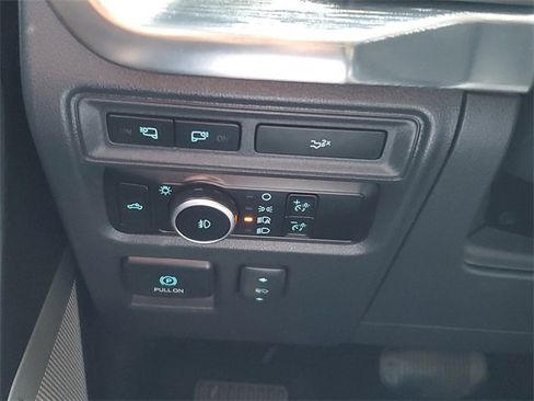 Used 2023 Ford F150 Lariat image 12