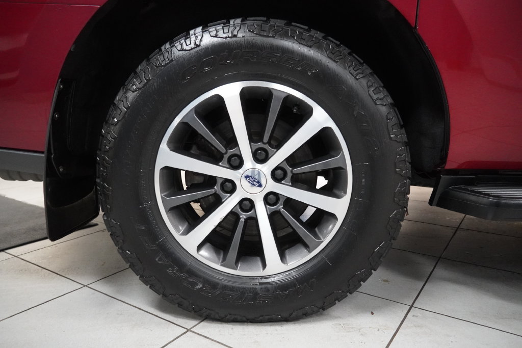 Used 2018 Ford Expedition Max XLT AWD/4WD image 26