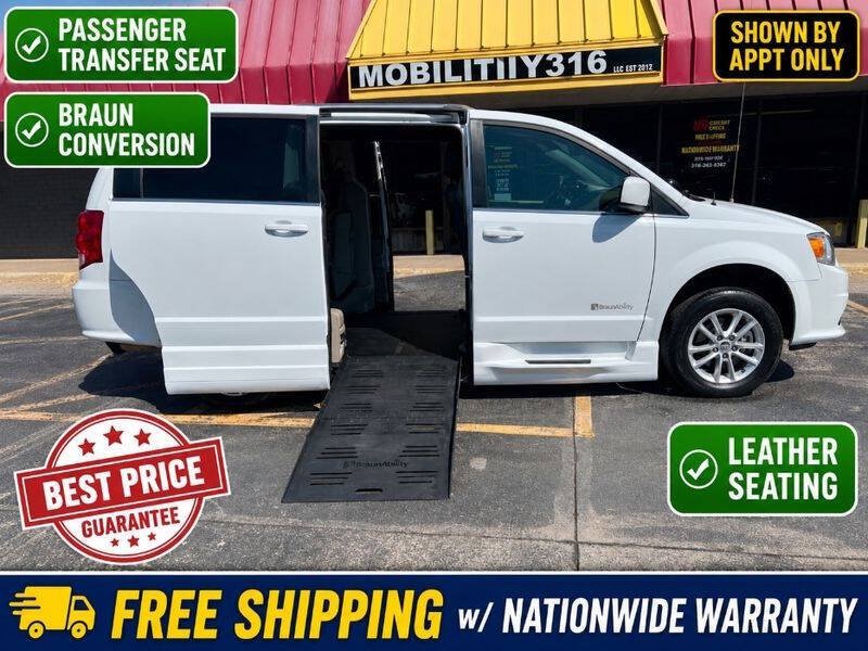 Used 2018 Dodge Grand Caravan SXT FWD image 1