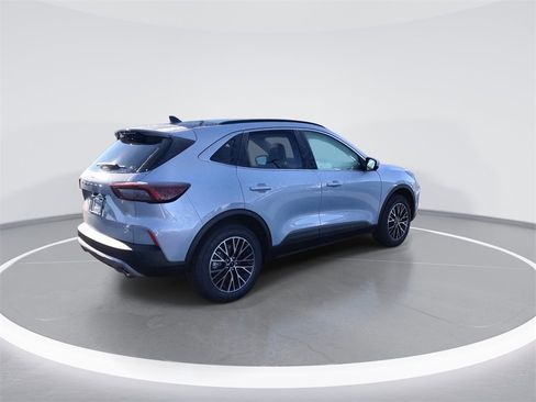 New 2026 Ford Escape Base w/ PHEV Premium Package image 8