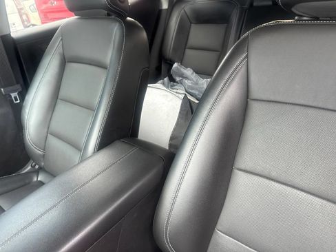 Used 2022 GMC Terrain SLT w/ LPO, Floor Liner Package AWD/4WD image 15