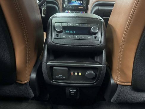 Used 2016 Chevrolet Traverse LT AWD/4WD image 27