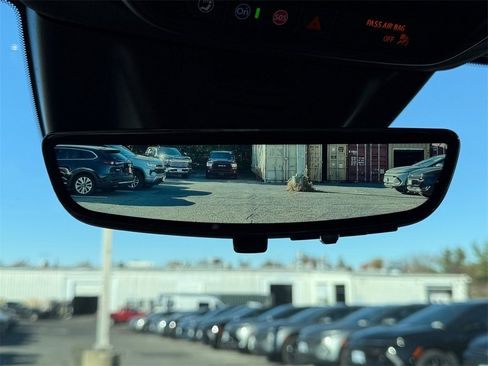 New 2026 Chevrolet Equinox EV RS image 18