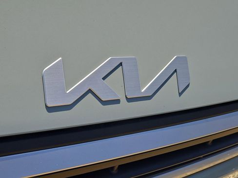 New 2026 Kia K4 LXS image 4