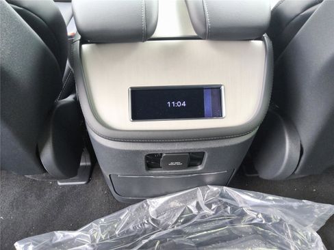 New 2026 Lincoln Navigator L Reserve AWD/4WD image 27