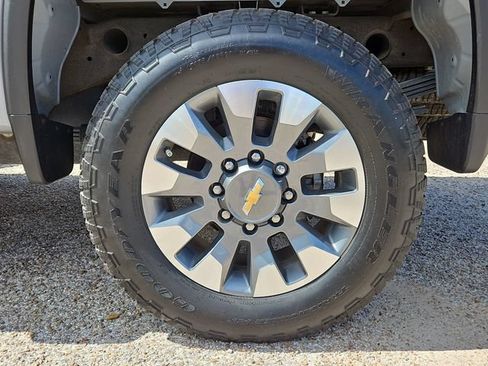 Certified 2025 Chevrolet Silverado 2500 Custom w/ Custom Value Package AWD/4WD image 33