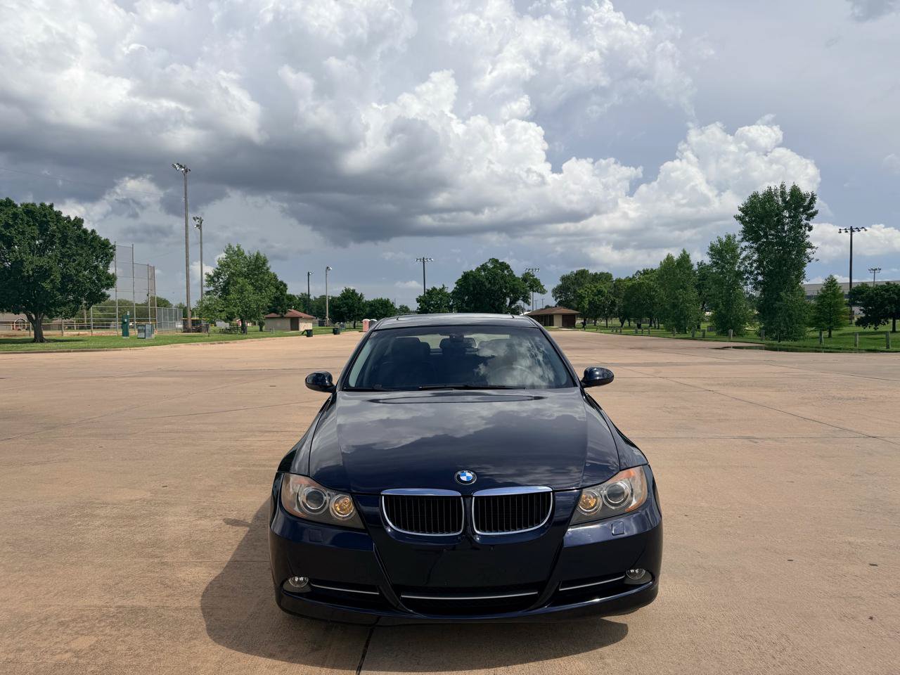 Used 2008 BMW 335xi Sedan AWD/4WD image 5