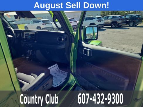 Used 2026 Jeep Gladiator Sport AWD/4WD image 30