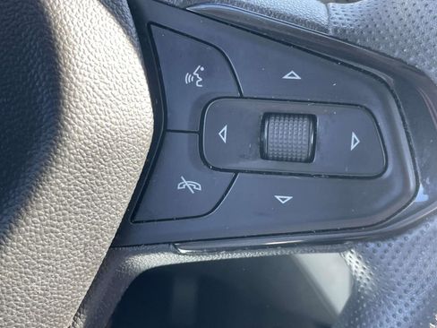 Used 2023 Chevrolet TrailBlazer LT w/ Convenience Package image 21