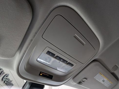 Used 2020 Chevrolet Colorado LT w/ Redline Special Edition image 33