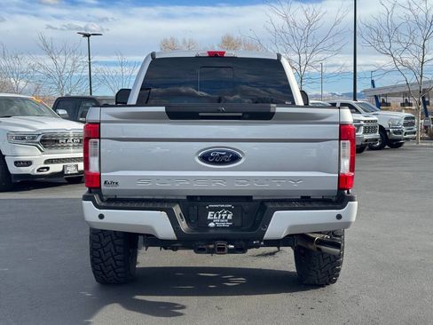 Used 2019 Ford F350 Lariat image 7