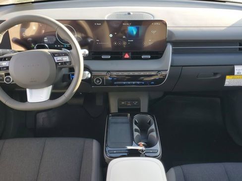 New 2026 Hyundai Ioniq 5 SE image 11