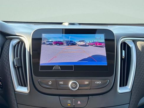 Used 2024 Chevrolet Malibu LT w/ Sport Edition image 21