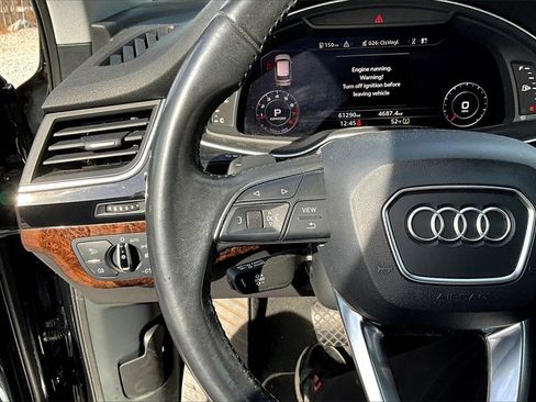 Used 2017 Audi Q7 3.0T Premium Plus w/ Premium Plus Package image 13