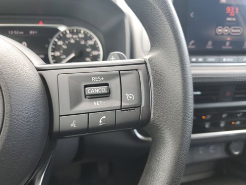 Certified 2023 Nissan Rogue S image 19