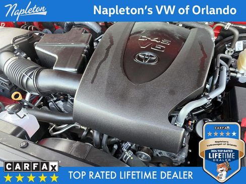 Used 2017 Toyota Tacoma Limited image 9