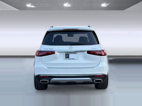 New 2026 Mercedes-Benz GLS 450 4MATIC image 10