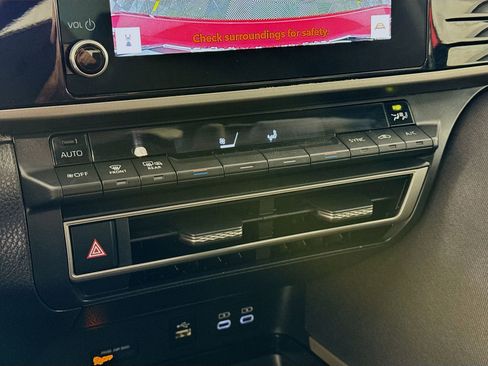 Used 2025 Toyota Camry LE FWD image 11
