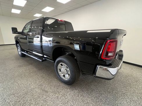 New 2025 RAM 2500 Tradesman image 19