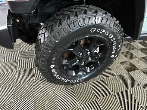 Used 2023 Jeep Wrangler Unlimited w/ Cold Weather Group AWD/4WD image 8